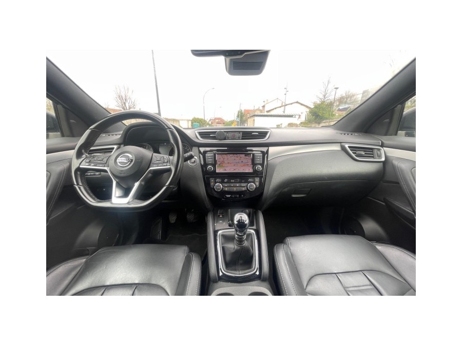NISSAN d'occasion QASHQAI 1.3 DIG-T 140 VISIA PH2 de 2020 Champigny