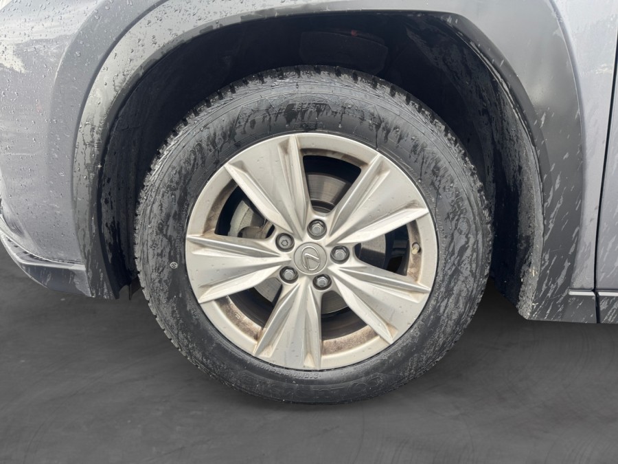 LEXUS d'occasion UX 250H 2WD de 2019 Méry Sur Oise (95)﻿