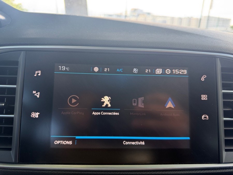 PEUGEOT d'occasion 308 1.5 BLUE HDI 130 ALLURE EAT8 de 2019 Salon de