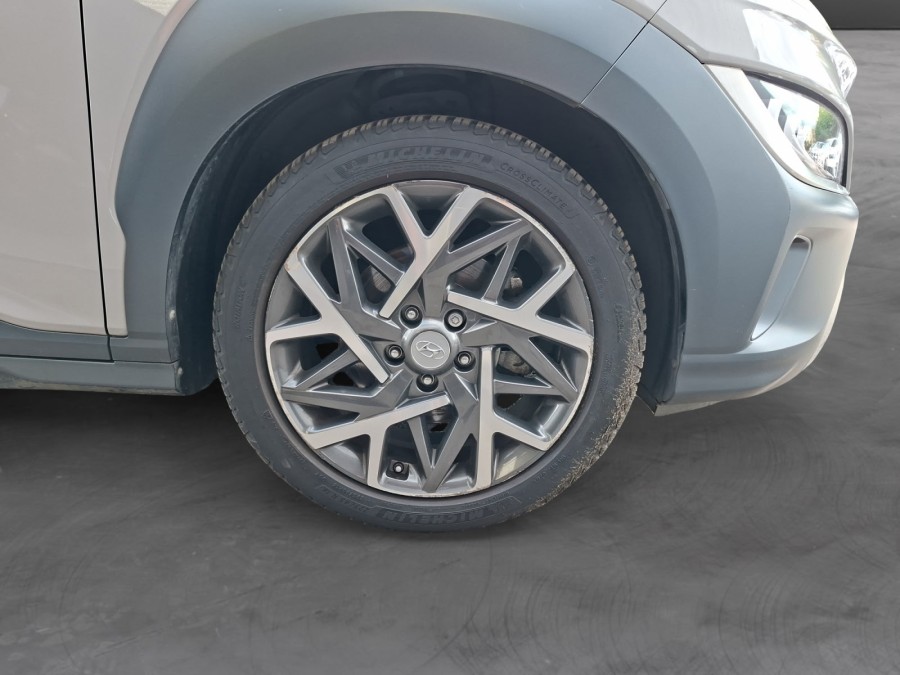 HYUNDAI d'occasion KONA 1.6 GDI 141 HYBRID CREATIVE DCT de 2022