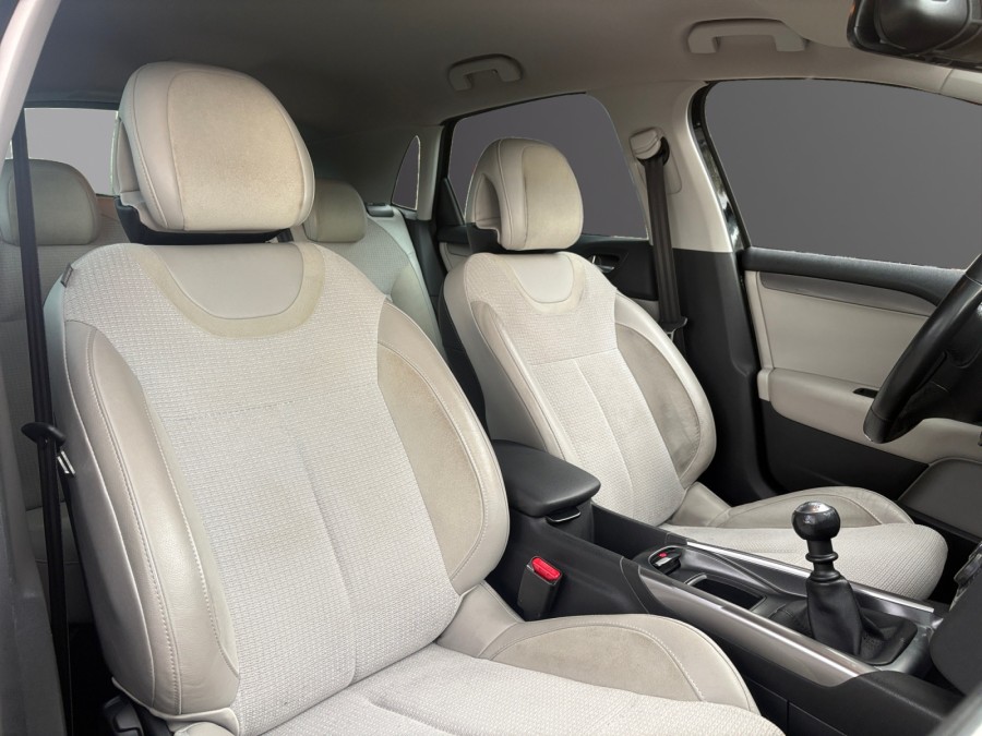 CITROEN d'occasion C4 1.6 HDI 115 EXCLUSIVE de 2012 Méry Sur Oise