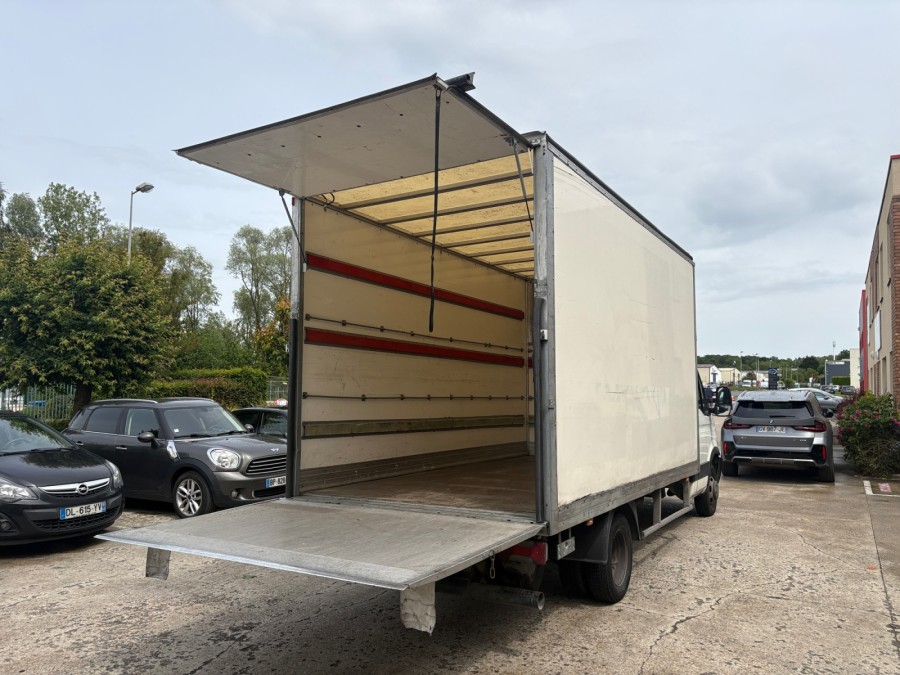 IVECO d'occasion DAILY 35S15 3.0 146 3.5T de 2014 Méry Sur Oise (95)﻿