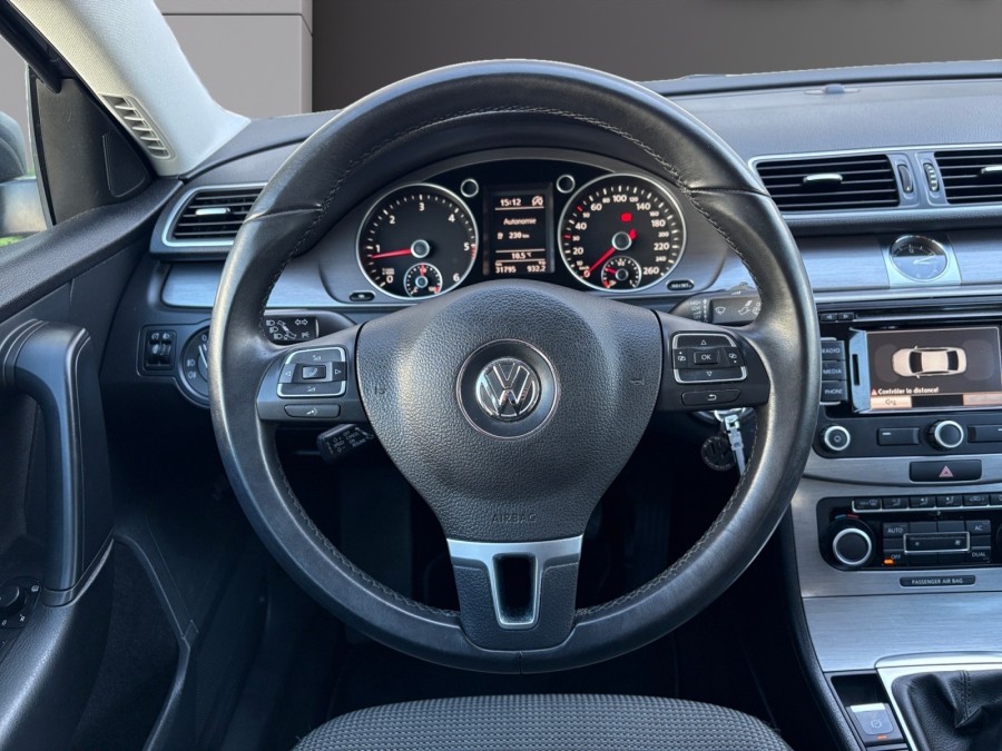 VOLKSWAGEN d'occasion PASSAT 1.6 TDI 105 ULTIMATE BLUEMOTION