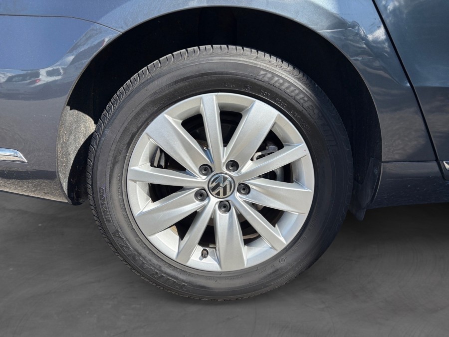 VOLKSWAGEN d'occasion PASSAT 1.6 TDI 105 ULTIMATE BLUEMOTION