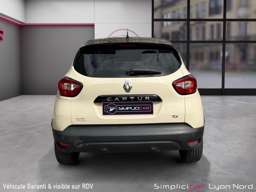 RENAULT d'occasion CAPTUR 0.9 TCE 90 LIFE ENERGY de 2013 Nord Isère