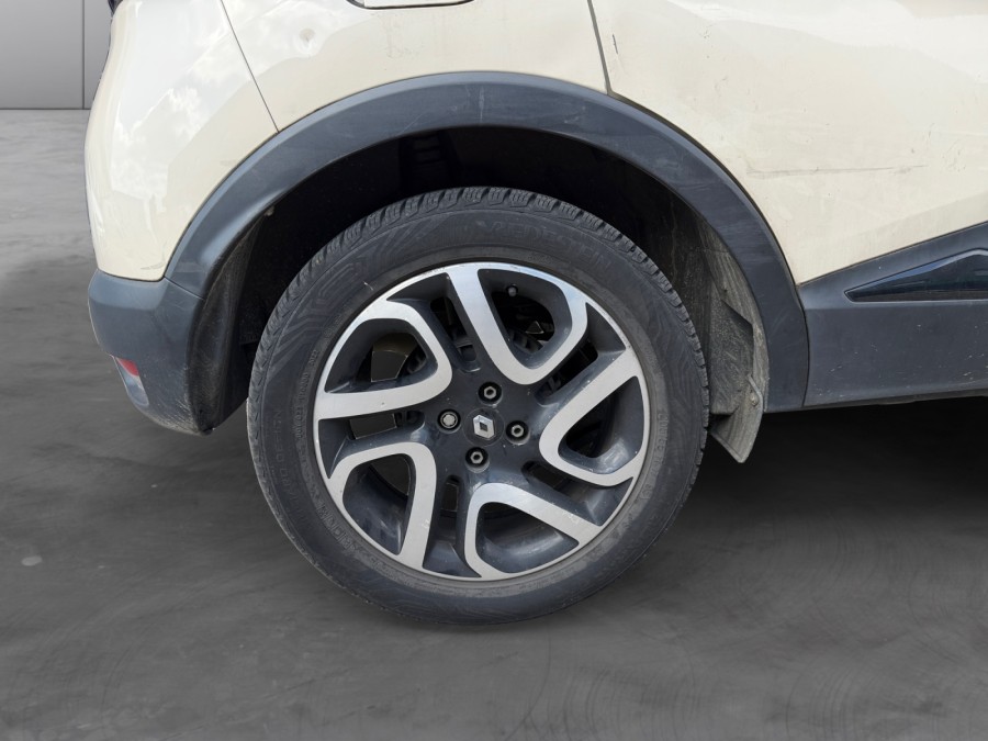 RENAULT d'occasion CAPTUR 0.9 TCE 90 LIFE ENERGY de 2013 Nord Isère