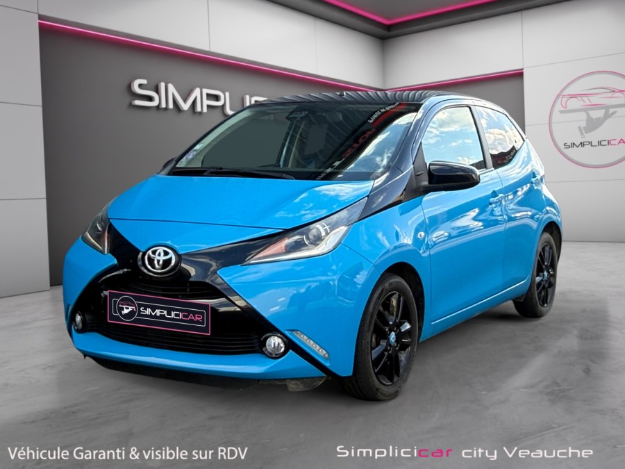 TOYOTA d'occasion AYGO 1.0 VVT-I 72 X-NIGHT PH2 de 2015 Andrezieux