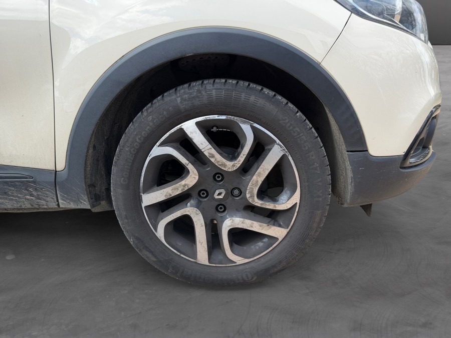 RENAULT d'occasion CAPTUR 0.9 TCE 90 LIFE ENERGY de 2013 Nord Isère