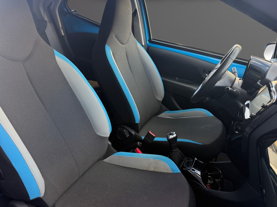 TOYOTA d'occasion AYGO 1.0 VVT-I 72 X-NIGHT PH2 de 2015 Andrezieux
