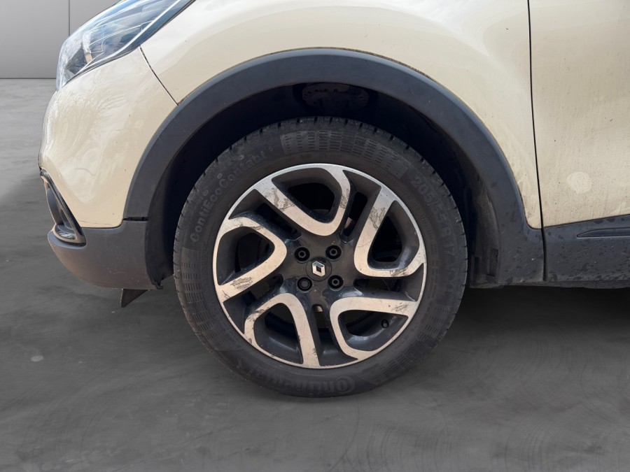 RENAULT d'occasion CAPTUR 0.9 TCE 90 LIFE ENERGY de 2013 Nord Isère