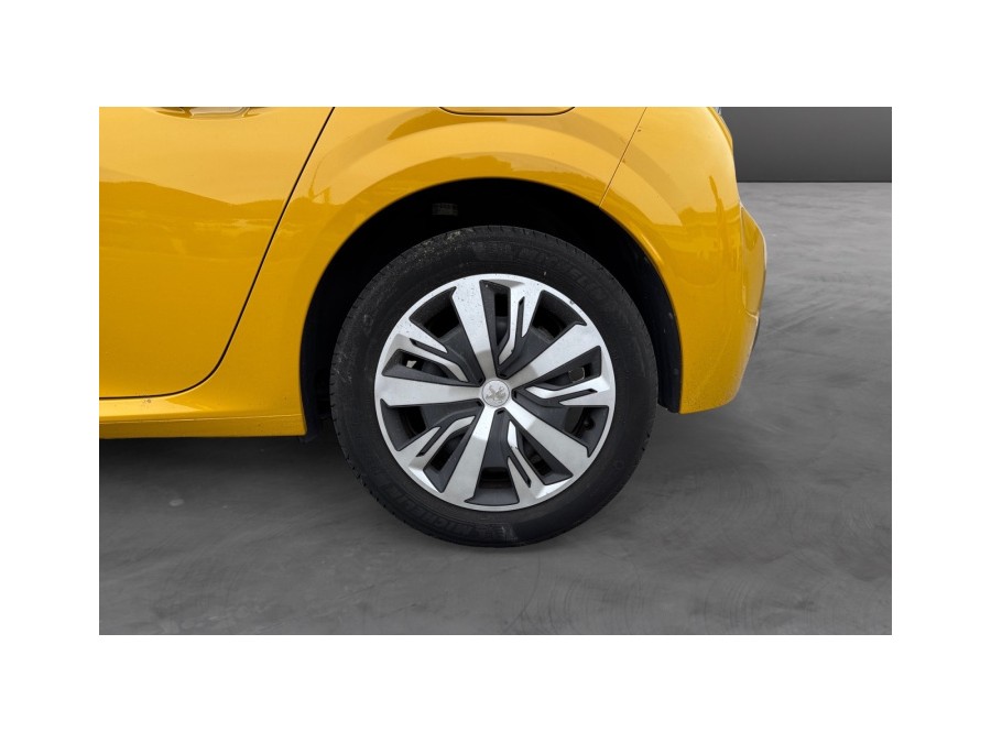 PEUGEOT d'occasion 208 1.2 PURETECH 100 AFFAIRE de 2020 La Ciotat