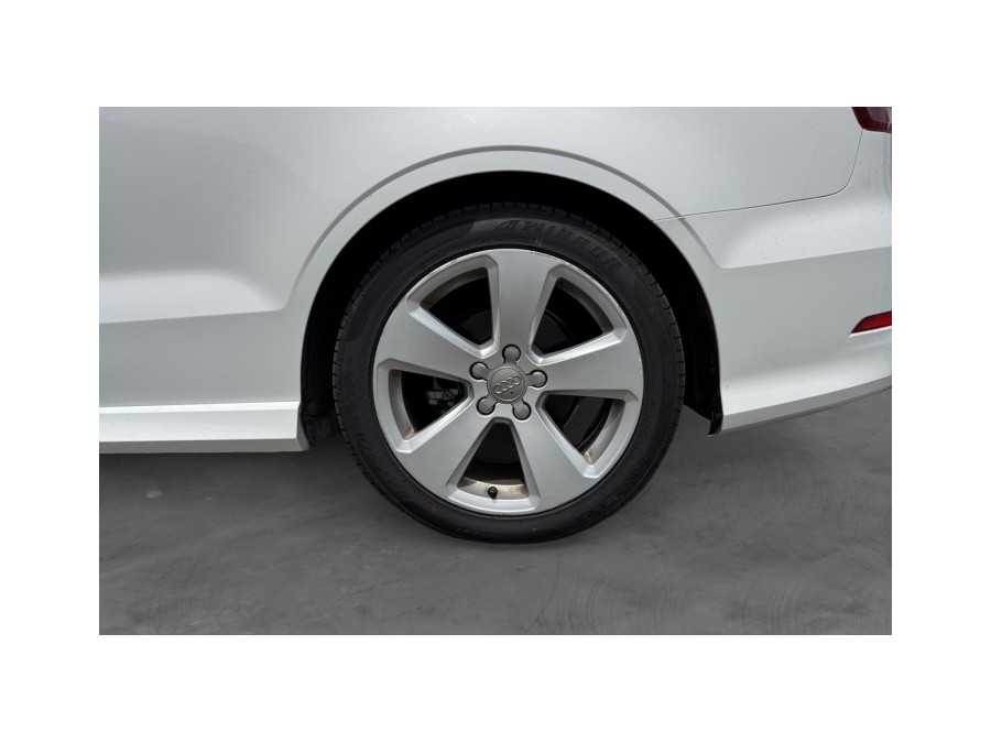 AUDI d'occasion A3 40 TFSI 190 SPORT S TRONIC de 2015 La Ciotat (13)﻿