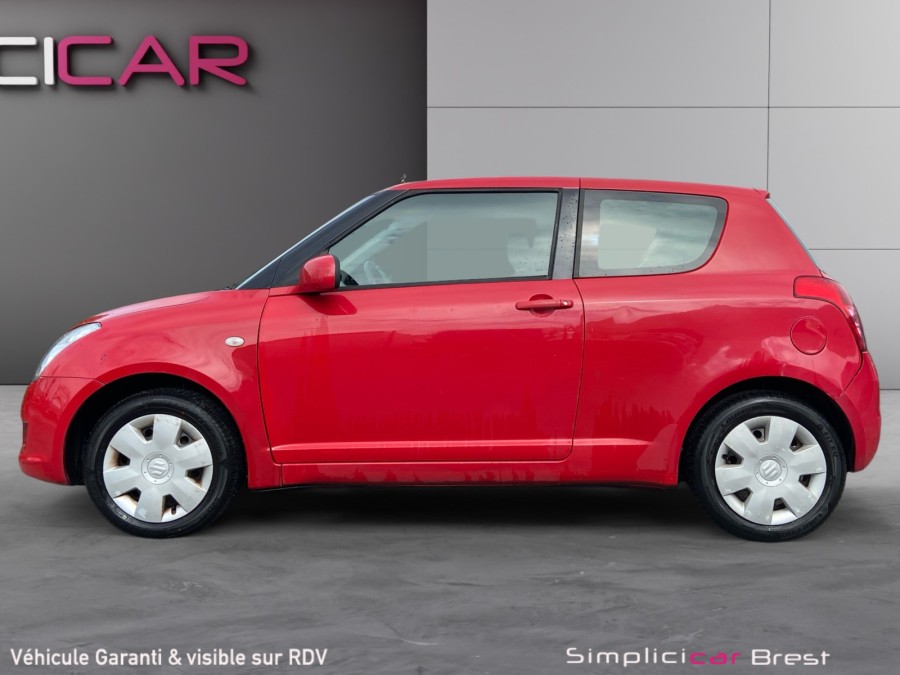 SUZUKI d'occasion SWIFT 1.3 VVT 93 ANNIVERSARY de 2010 Brest (29)﻿