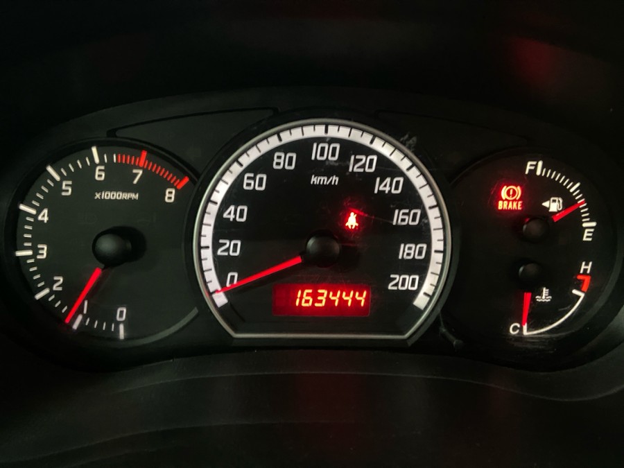 SUZUKI d'occasion SWIFT 1.3 VVT 93 ANNIVERSARY de 2010 Brest (29)﻿