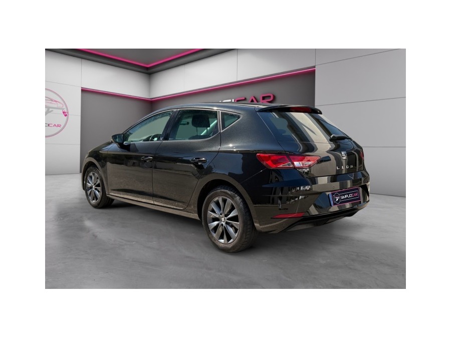SEAT d'occasion LEON 1.5 TGI 130 STYLE BUSINESS de 2019 La Ciotat