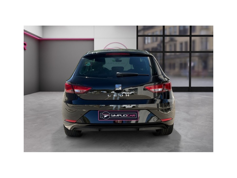 SEAT d'occasion LEON 1.5 TGI 130 STYLE BUSINESS de 2019 La Ciotat
