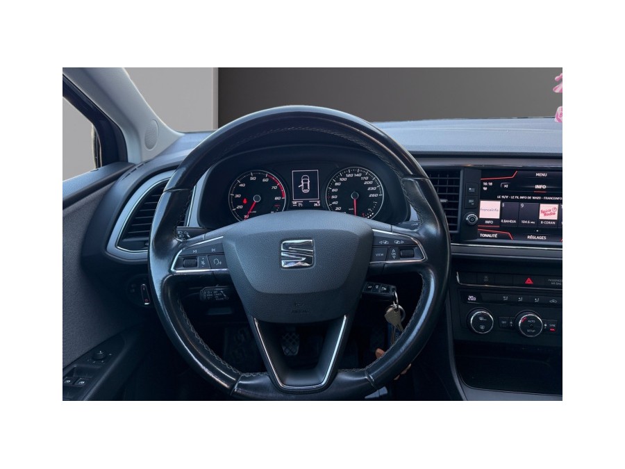 SEAT d'occasion LEON 1.5 TGI 130 STYLE BUSINESS de 2019 La Ciotat