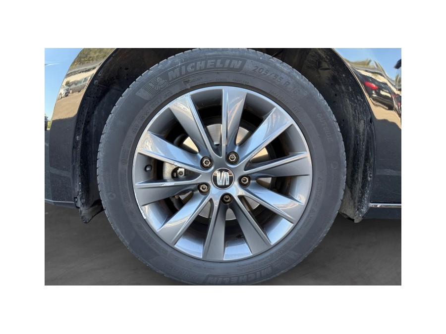 SEAT d'occasion LEON 1.5 TGI 130 STYLE BUSINESS de 2019 La Ciotat