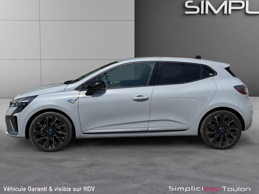 RENAULT d'occasion CLIO 1.6 E-TECH 145 ESPRIT ALPINE de 2024 Toulon
