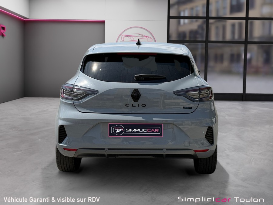 RENAULT d'occasion CLIO 1.6 E-TECH 145 ESPRIT ALPINE de 2024 Toulon