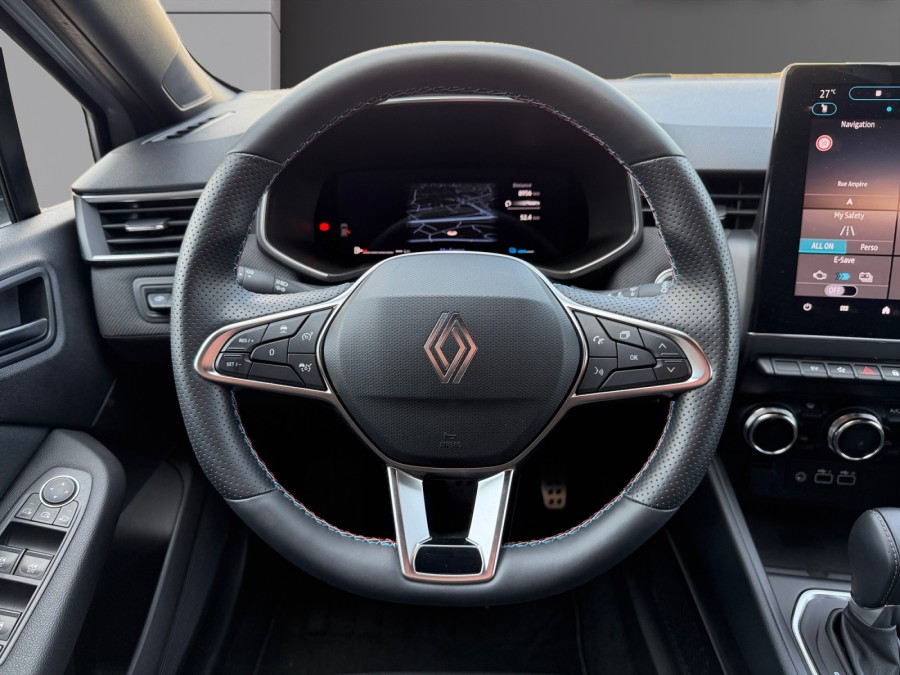 RENAULT d'occasion CLIO 1.6 E-TECH 145 ESPRIT ALPINE de 2024 Toulon