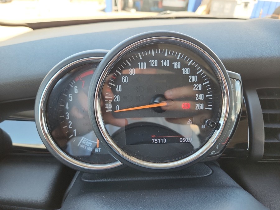 MINI d'occasion MINI ONE 102 BASIC de 2018 Frejus (83)﻿