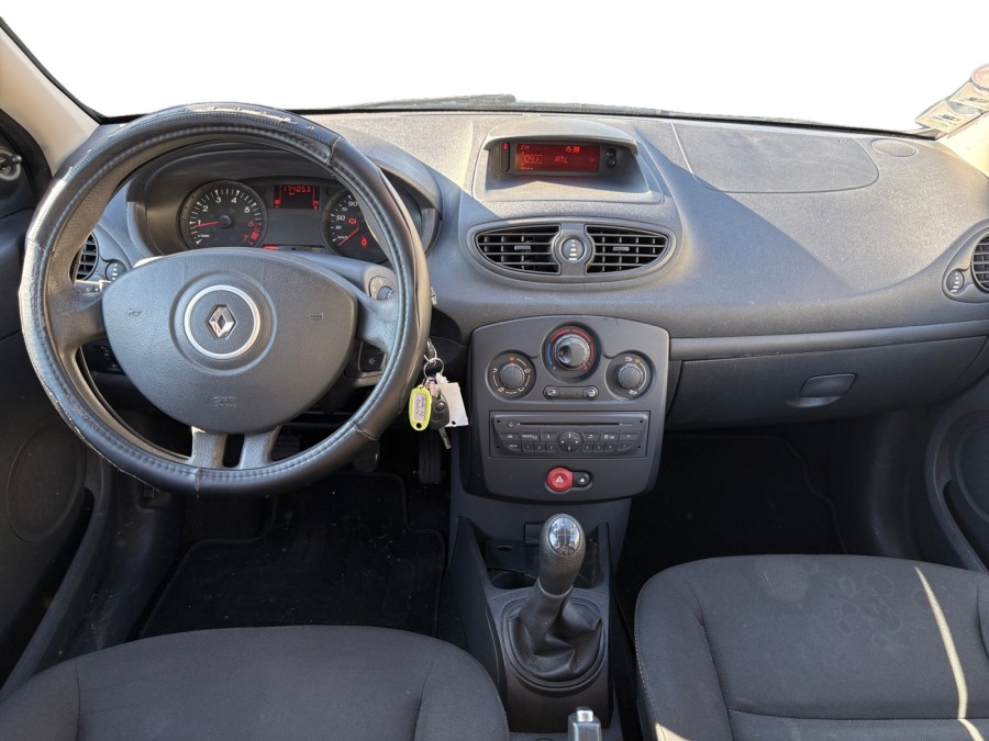 RENAULT d'occasion CLIO COLLECTION 1.2 16V 75 ZEN de 2014 Orgeval
