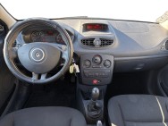 RENAULT d'occasion CLIO COLLECTION 1.2 16V 75 ZEN de 2014 Orgeval