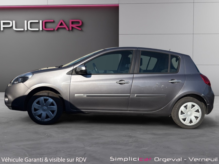 RENAULT d'occasion CLIO COLLECTION 1.2 16V 75 ZEN de 2014 Orgeval
