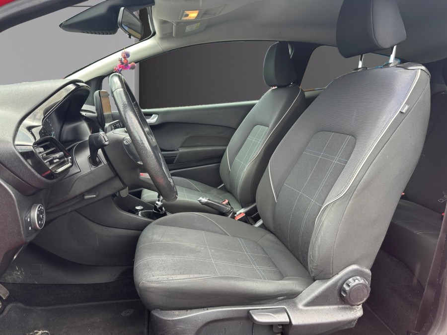 FORD d'occasion FIESTA 1.5 TDCI 85 trend business de 2017 Le Puy en