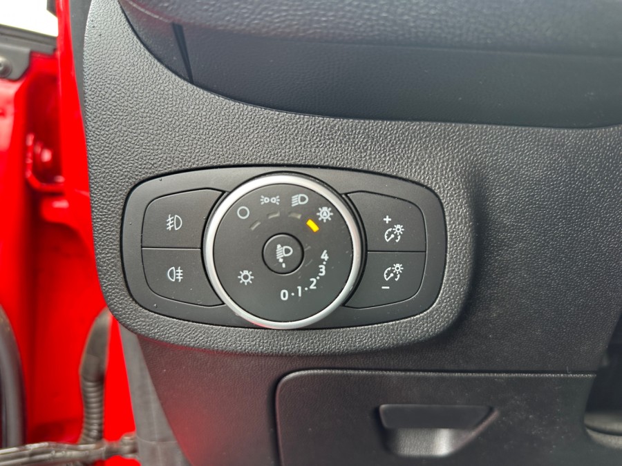 FORD d'occasion FIESTA 1.5 TDCI 85 trend business de 2017 Le Puy en