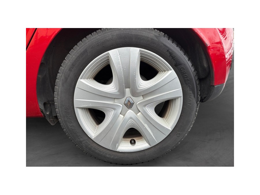 RENAULT d'occasion CLIO 1.5 DCI 75 TREND de 2015 Orgeval Verneuil