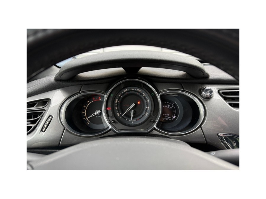 CITROEN d'occasion DS3 1.6 E-HDI 90 SO CHIC de 2014 Salon de Provence