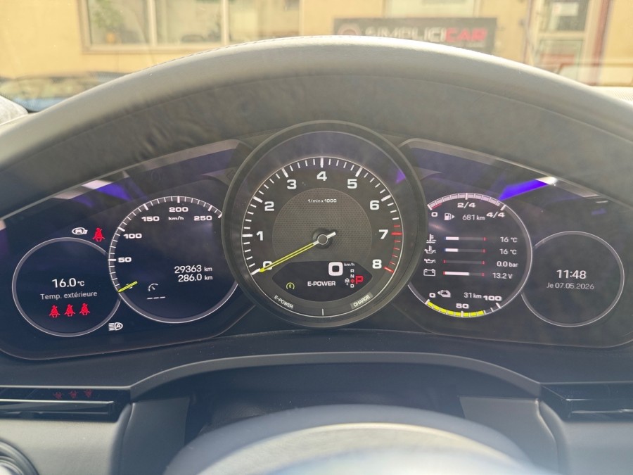 PORSCHE d'occasion CAYENNE 3.0 V6 E-HYBRID COUPE PLATINIUM EDITION de