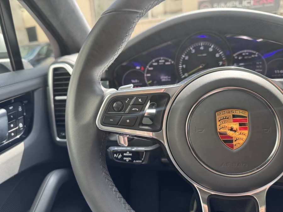 PORSCHE d'occasion CAYENNE 3.0 V6 E-HYBRID COUPE PLATINIUM EDITION de