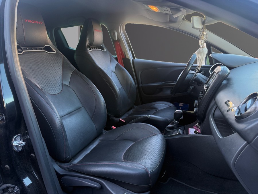 RENAULT d'occasion CLIO RS 220 de 2016 Toulon Est (83)﻿