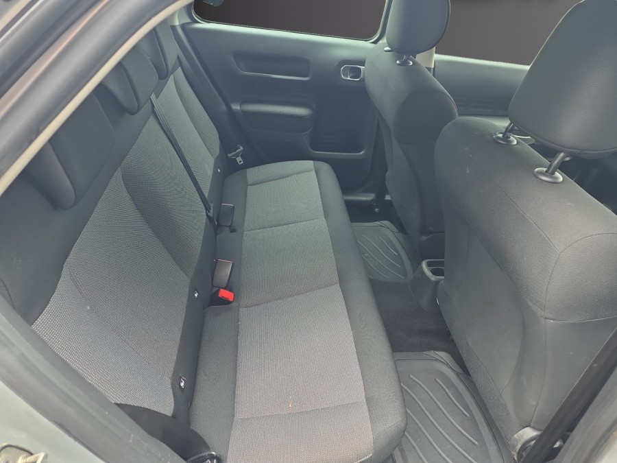 CITROEN d'occasion C4 CACTUS 1.2 PURE TECH 82 FEEL de 2015 Le Puy en