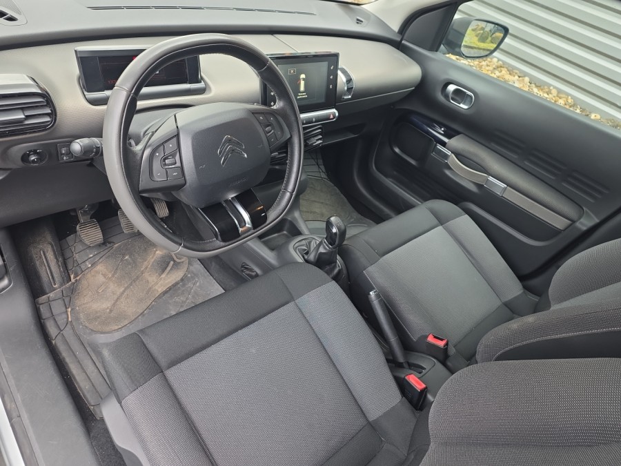 CITROEN d'occasion C4 CACTUS 1.2 PURE TECH 82 FEEL de 2015 Le Puy en