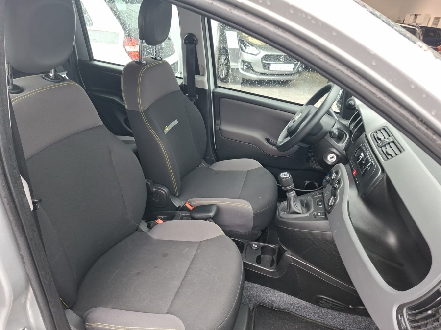 FIAT d'occasion PANDA YOUNG 1.2 69 CV de 2015 Villepinte (93)﻿