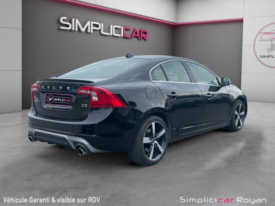 VOLVO d'occasion S60 D3 150 ch R-DESIGN GEARTRONIC de 2016 Royan (17)﻿
