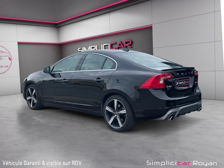 VOLVO d'occasion S60 D3 150 ch R-DESIGN GEARTRONIC de 2016 Royan (17)﻿