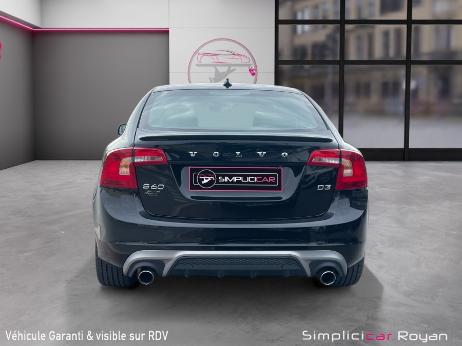 VOLVO d'occasion S60 D3 150 ch R-DESIGN GEARTRONIC de 2016 Royan (17)﻿