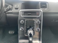 VOLVO d'occasion S60 D3 150 ch R-DESIGN GEARTRONIC de 2016 Royan (17)﻿