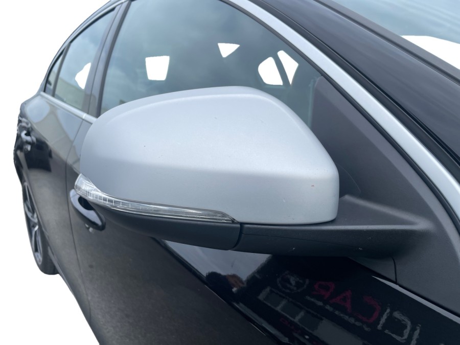 VOLVO d'occasion S60 D3 150 ch R-DESIGN GEARTRONIC de 2016 Royan (17)﻿