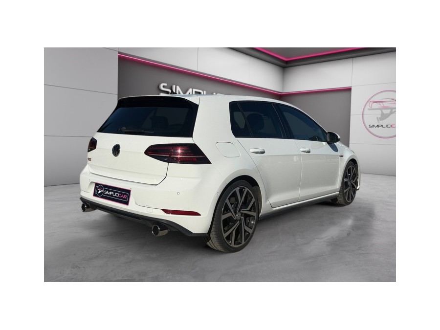 VOLKSWAGEN d'occasion GOLF GTI PIRELLI 2.0T FSI 230 DSG de 2019