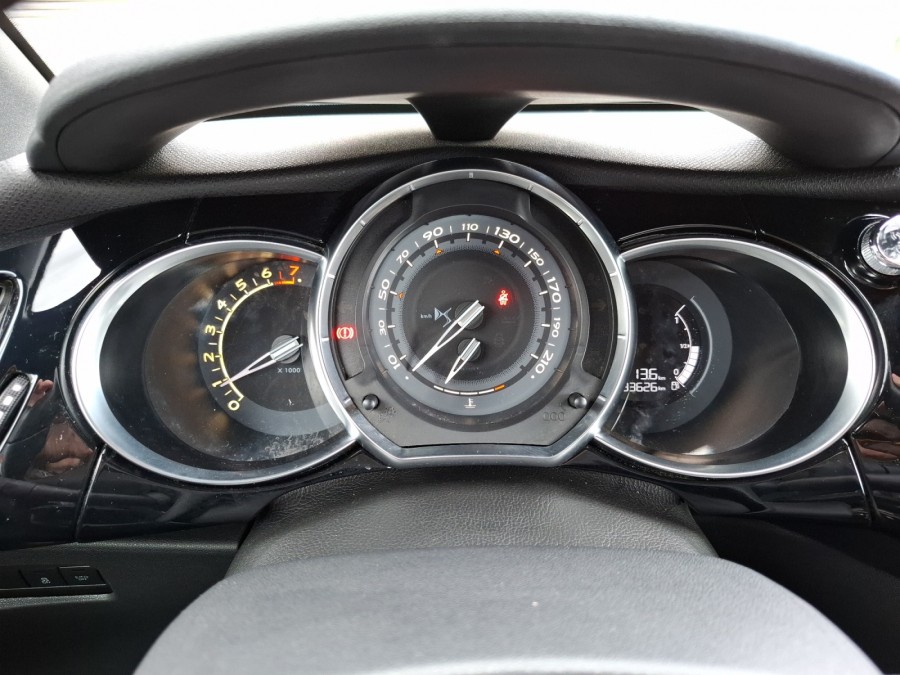 DS d'occasion DS3 1.2 PURE TECH 110 de 2015 Le Puy en Velay (43)﻿