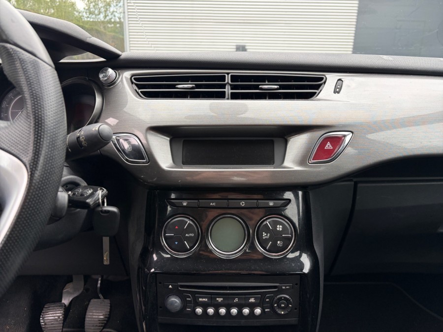 CITROEN d'occasion C3 1.4 VTI 95cv Exclusive de 2012 Arras (62)﻿