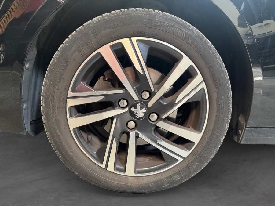 PEUGEOT d'occasion 208 1.2 100 ALLURE PACK EAT8 de 2022 St Jean du
