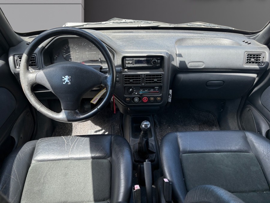 PEUGEOT d'occasion 106 S16 1.6E 16V de 1999 Salon de Provence (13)﻿