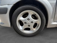 PEUGEOT d'occasion 106 S16 1.6E 16V de 1999 Salon de Provence (13)﻿